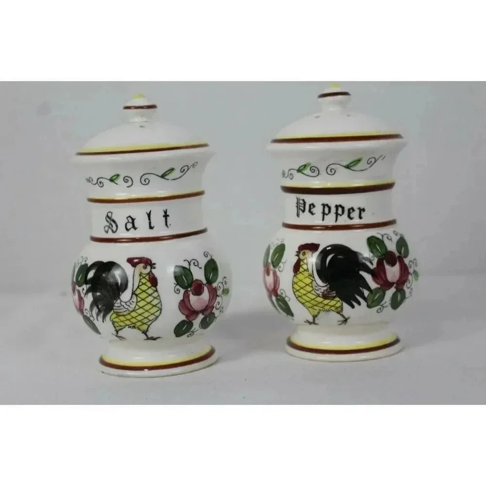 vintage salt pepper shakers 5inch tall